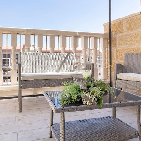 Stylish 1 Bedrooms Parking At City Gate Gerusalemme Esterno foto